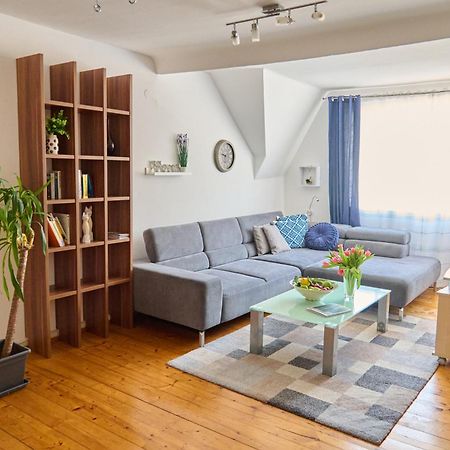 Zentrales Apartment Pfaenderblick Bregenz Ngoại thất bức ảnh