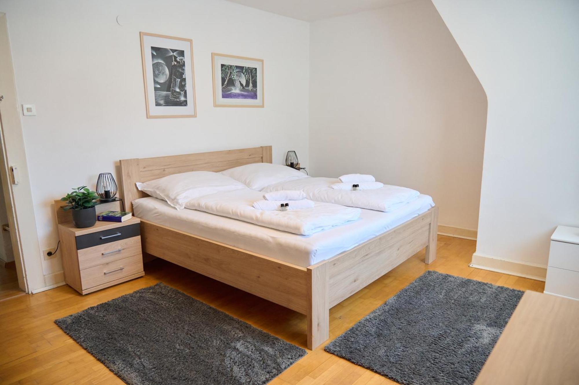 Zentrales Apartment Pfaenderblick Bregenz Ngoại thất bức ảnh