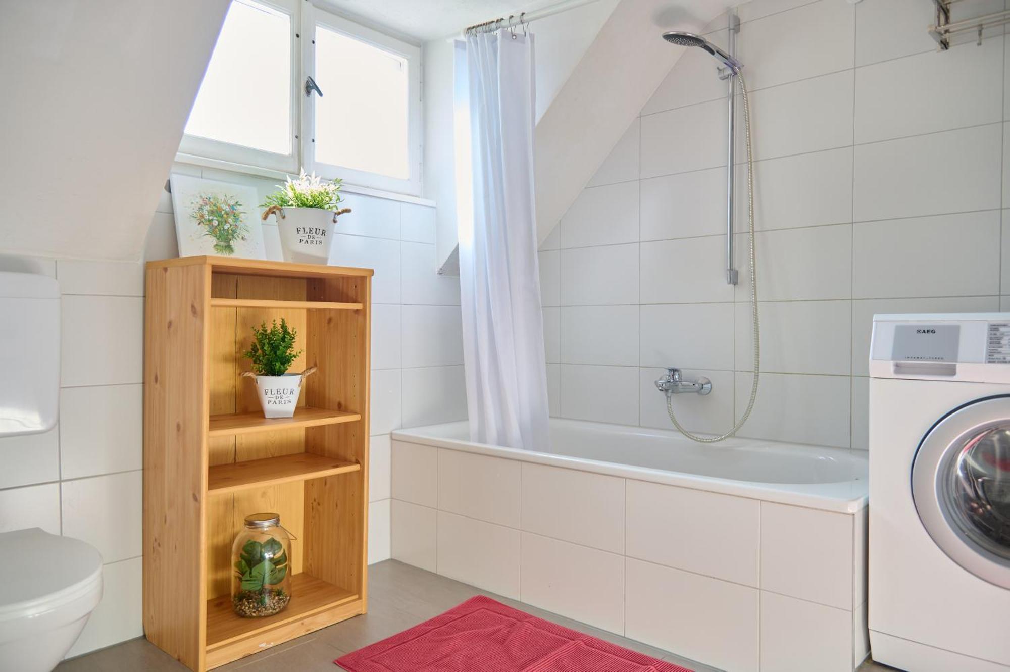 Zentrales Apartment Pfaenderblick Bregenz Ngoại thất bức ảnh